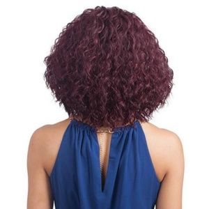 Bobbi Boss Hannah Wig.